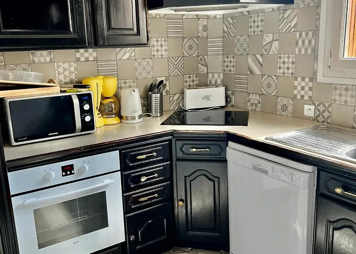 - Triangle D'or - 75m2 - 7 Personnes - Parking - Lits Faits *