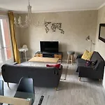 Centre - Triangle D'or - 75m2 - Parking - Lits Faits - 6 Personnes Apartment Deauville