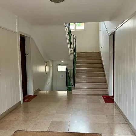 Apartment Centre - Triangle D'or - 75m2 - Parking - Lits Faits - 6 Personnes *
