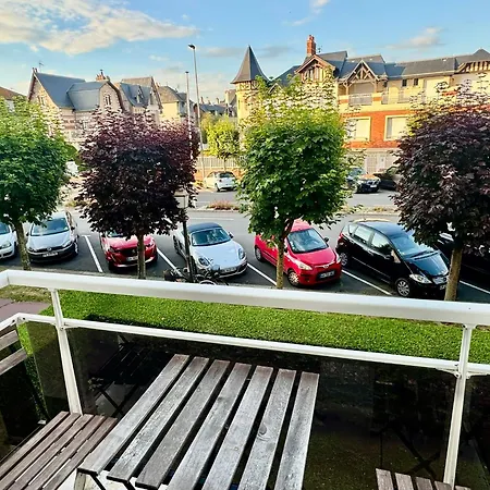 Apartamento Centre - Triangle D'or - 75m2 - Parking - Lits Faits - 6 Personnes Deauville