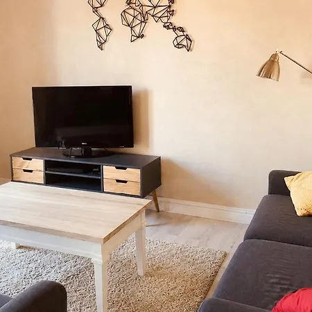 Centre - Triangle D'or - 75m2 - Parking - Lits Faits - 6 Personnes * Deauville