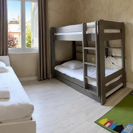 Appartement Centre - Triangle D'or - 75m2 - Parking - Lits Faits - 6 Personnes Deauville