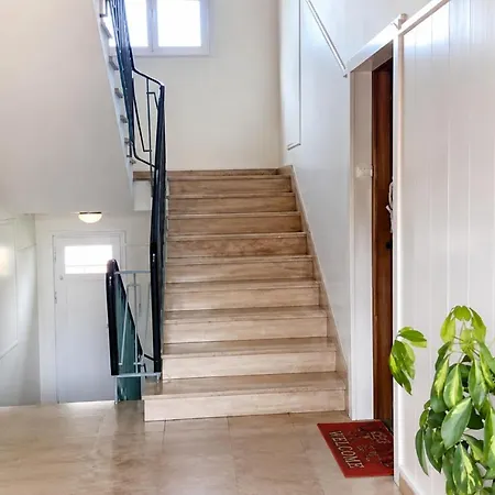 Appartement Centre - Triangle D'or - 75m2 - Parking - Lits Faits - 6 Personnes Deauville