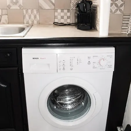 Appartement Centre - Triangle D'or - 75m2 - Parking - Lits Faits - 6 Personnes *