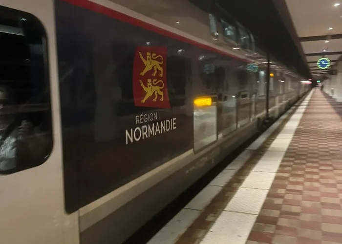 - Triangle D'or - 75m2 - 7 Personnes - Parking - Lits Faits