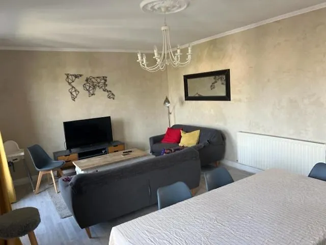 Apartment - Triangle D'or - 75m2 - 7 Personnes - Parking - Lits Faits *