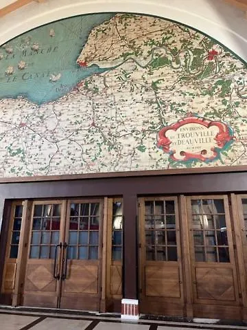 - Triangle D'or - 75m2 - 7 Personnes - Parking - Lits Faits Deauville